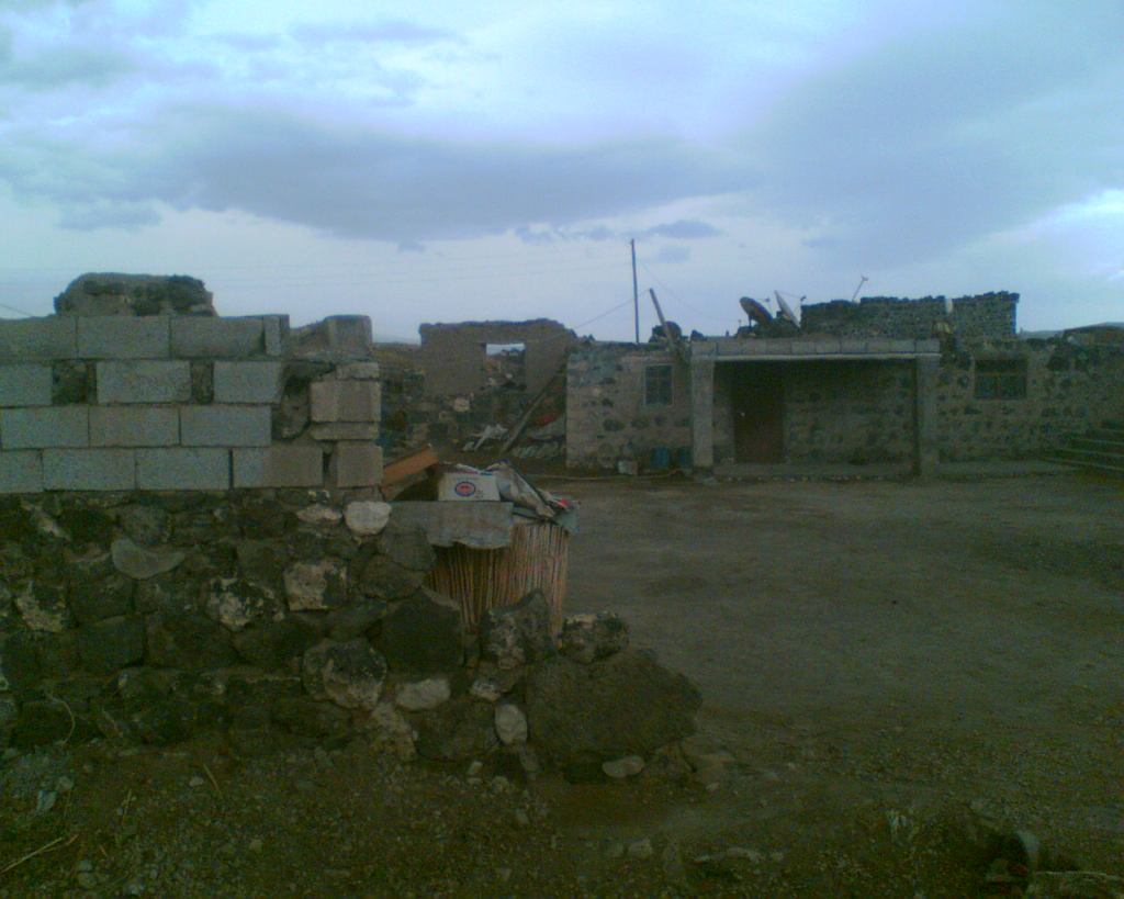 Zav��t okno / Close window