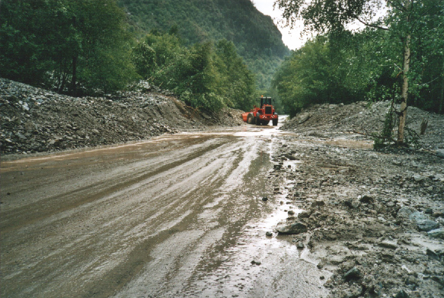 Zav��t okno / Close window