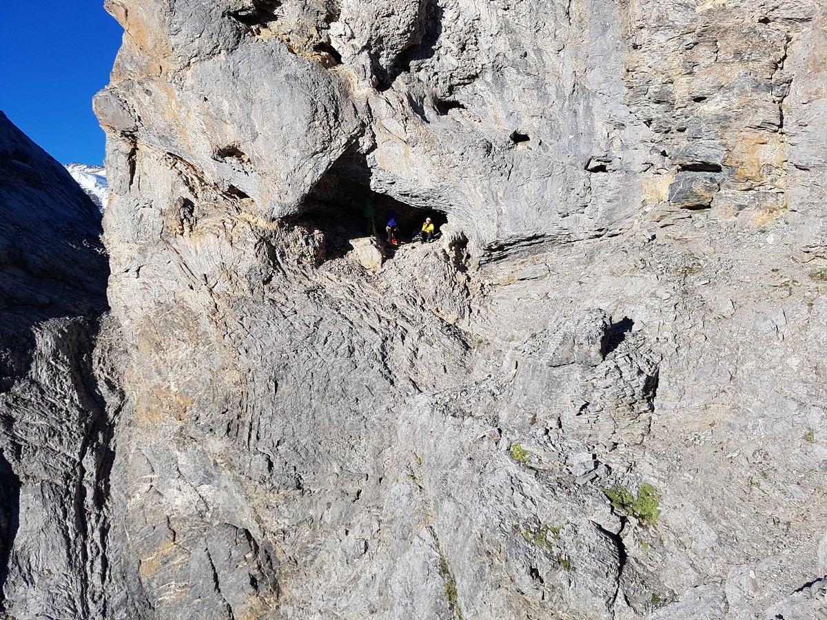 Zav��t okno / Close window