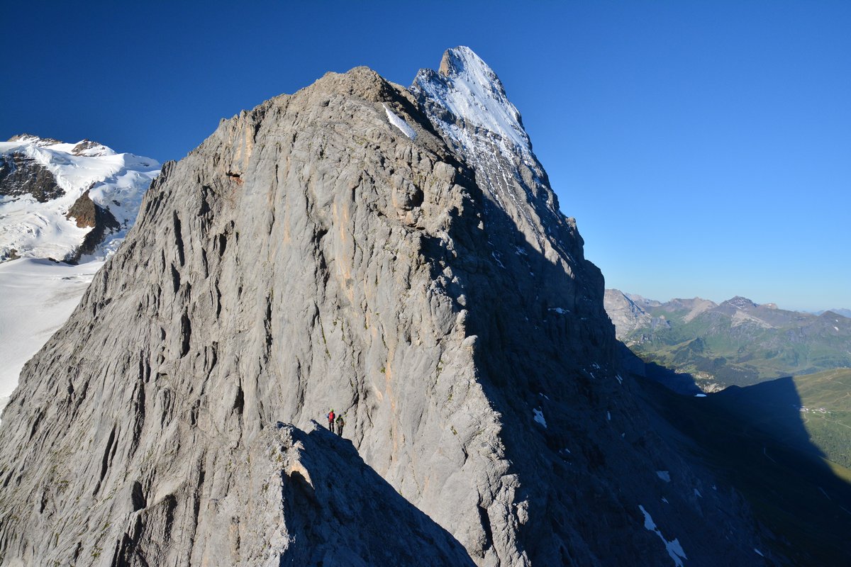 Zav��t okno / Close window