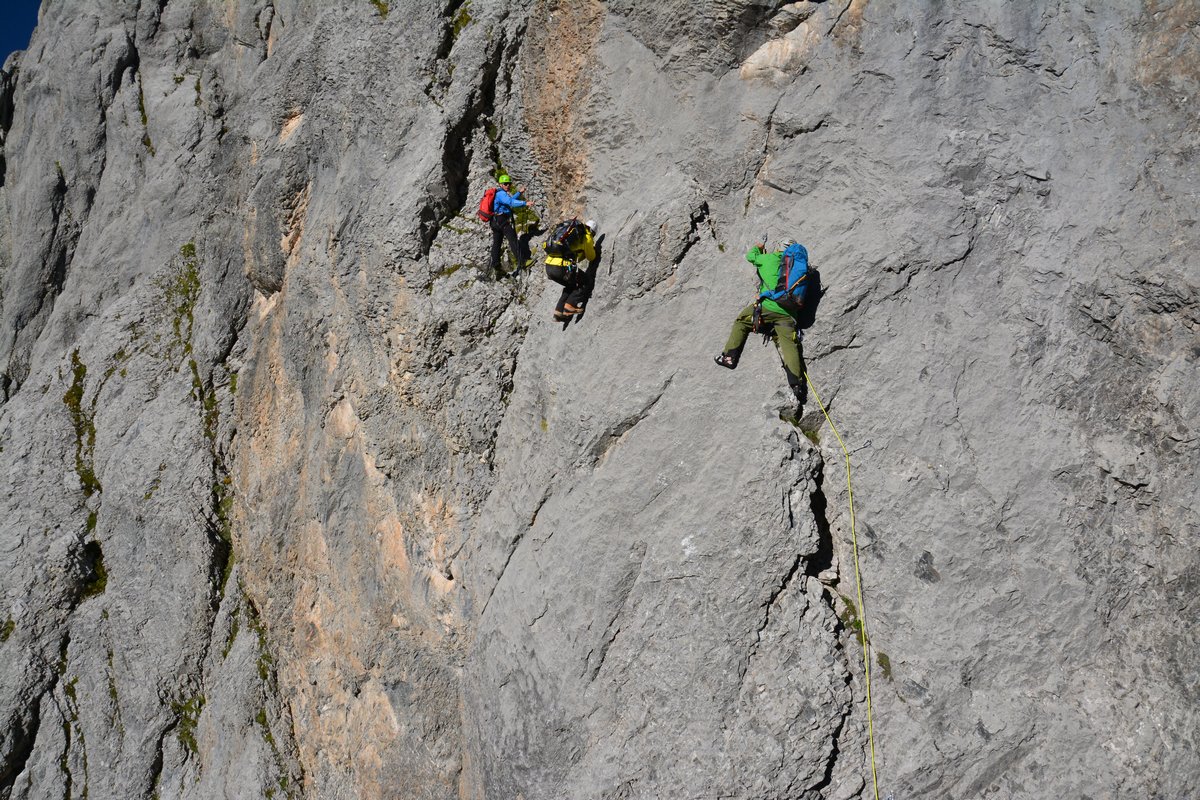 Zav��t okno / Close window