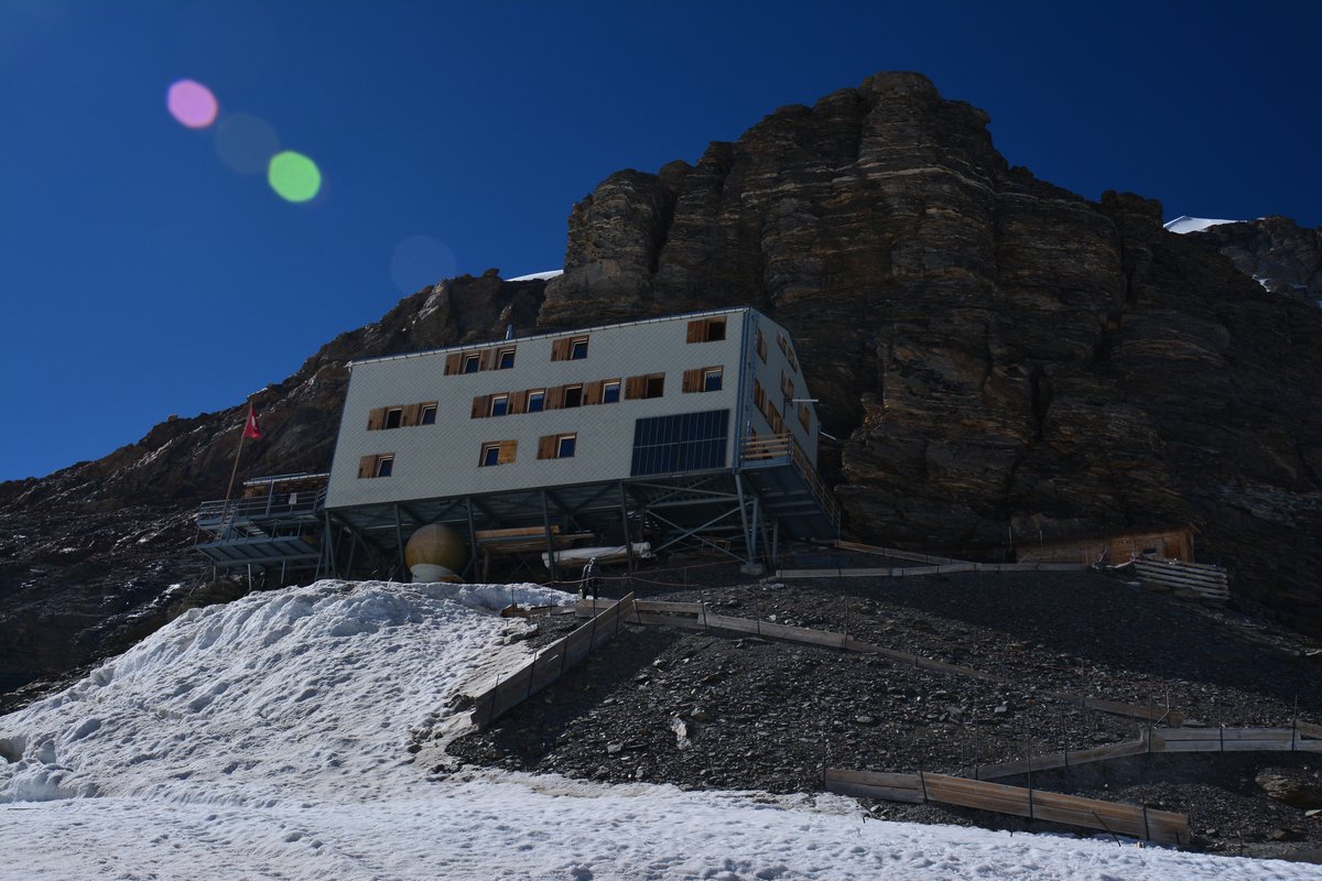 Zav��t okno / Close window