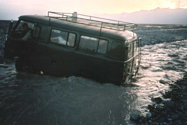 Zav��t okno / Close window