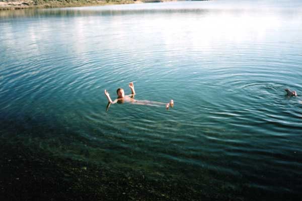 Zav��t okno / Close window