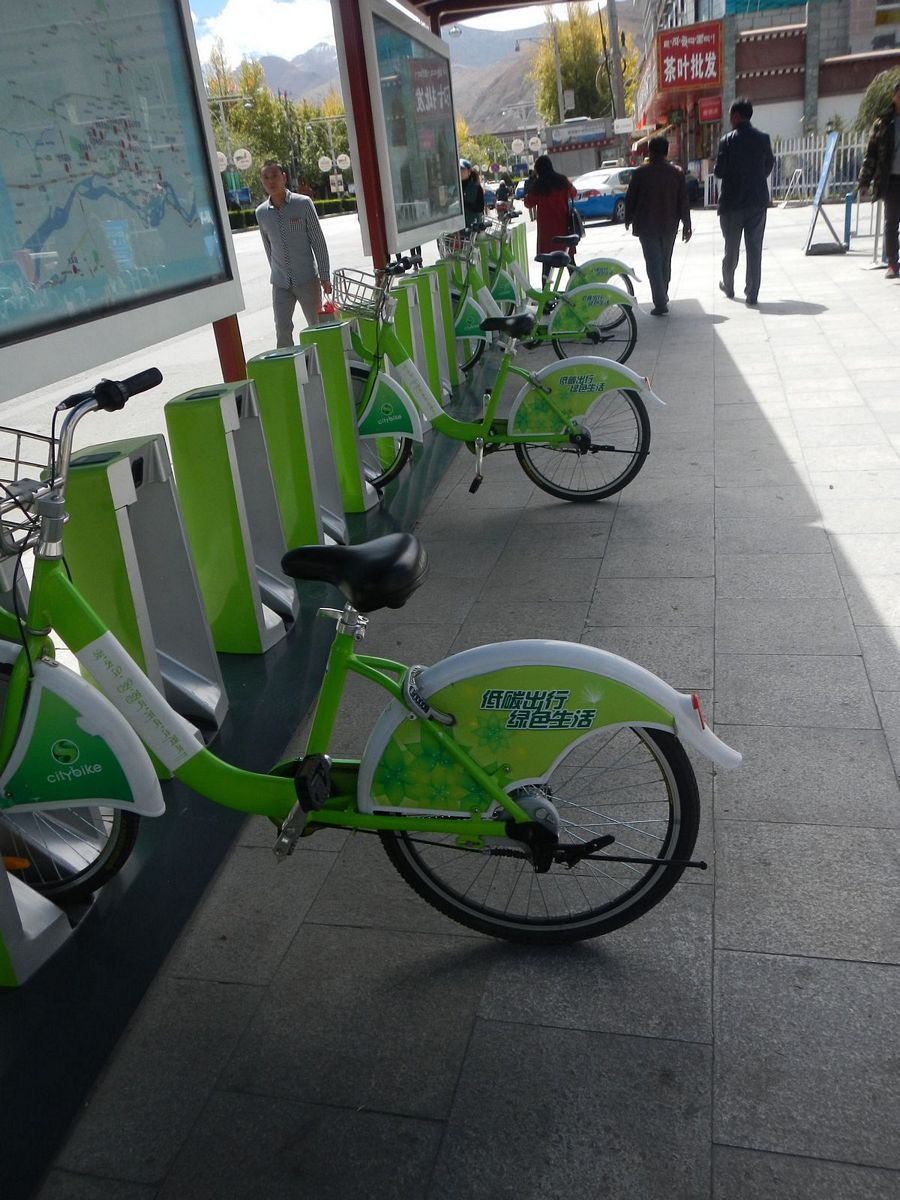 Zav��t okno / Close window