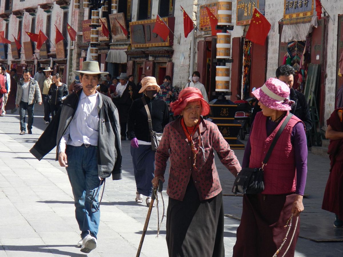 Zav��t okno / Close window