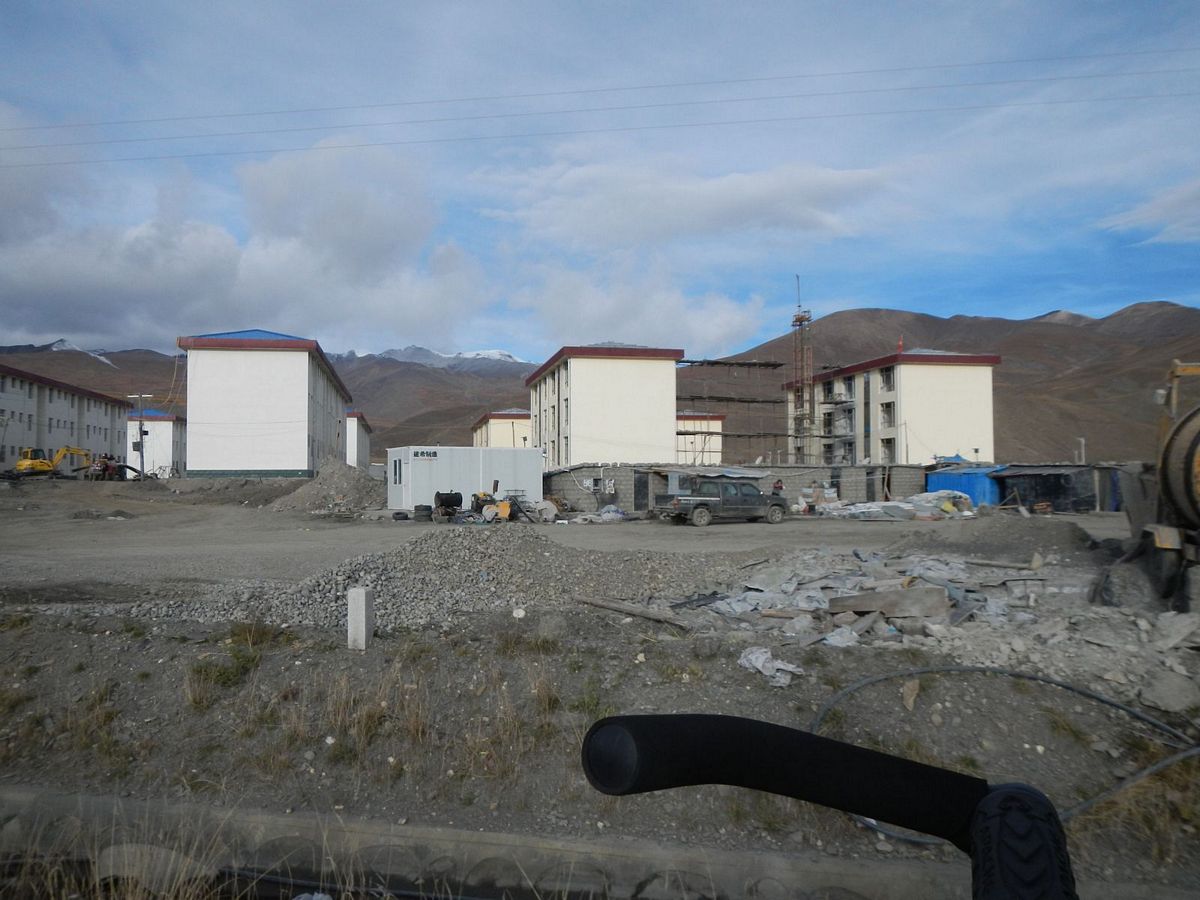 Zav��t okno / Close window