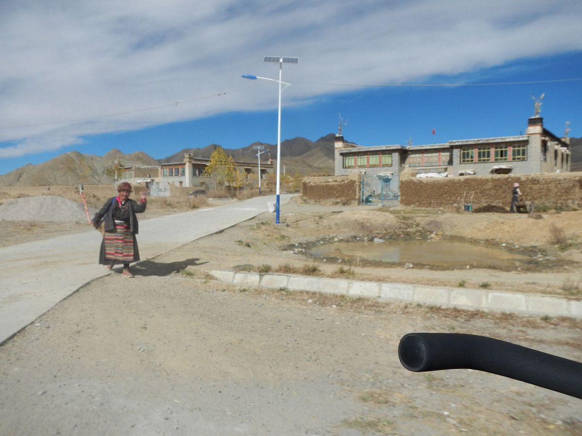 Zav��t okno / Close window