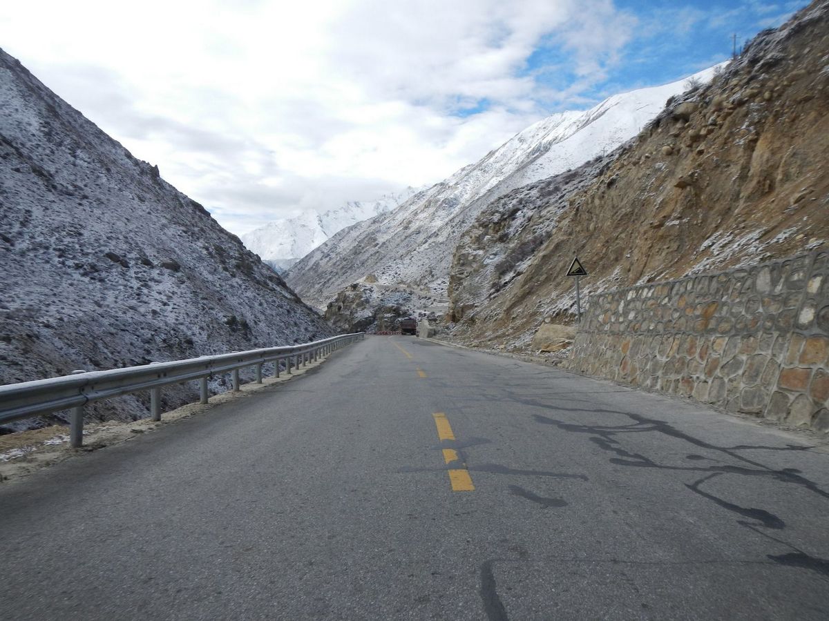 Zav��t okno / Close window